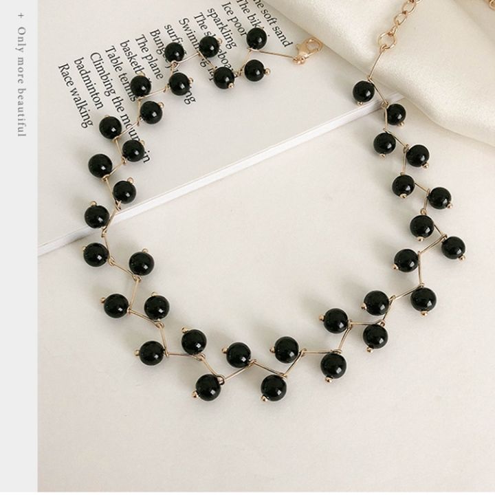 Trendy%20Fashionable%20Pearl%20Choker%20Necklace%20for%20Girls%20Simple%20Stylish-%20Rhinestone%20Charm%20Chain%20Necklaces%20for%20Women%20Party%20Accessory%20New%20Collection%20-%20Image%207