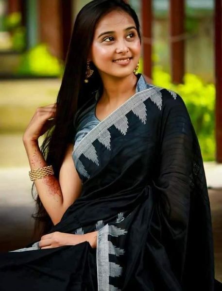 Jhum%20Tower%20Sarees%20For%20Women%20Black%20-%20Image%203