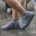 Resuable Shoe Rain Cover Waterproof Unisex Shoes Silicone Dust Cover anti-slip Boots for Male Female. 