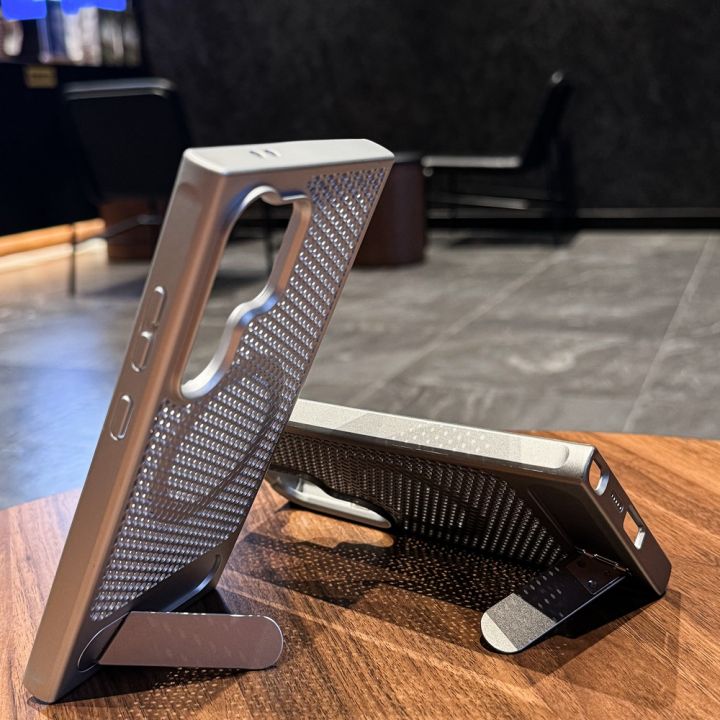 HODON%20Honeycomb%20Heat%20Dissipation%20Magnetic%20Phone%20Case%20For%20Samsung%20Galaxy%20S24%20S25%20S26%20Ultra%20Plus%20S24+%20S25+%20Hidden%20Metal%20Bracket%20Holder%20Hard%20Cover%20-%20Image%204