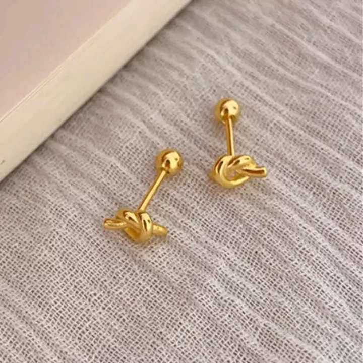 Knotted%20small%20stud%20earrings%20feminine%20light%20luxury%20cold%20niche%20design%20sense%20screw%20screw%20earrings%20simple%20and%20versatile%20small%20earrings%20-%20Image%206