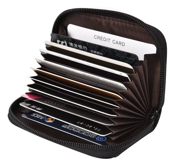 Dedit%20or%20Credit%20Card%20Holder%20with%20Wallet%20For%20Men%20-%20Image%207