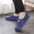 Hole Shoes Men's Summer Platform Beach Shoes Breathable Closed Toe Sandals Plastic Net Lovers Shoes Non-Slip Cover Closed-Toe Slippers. 