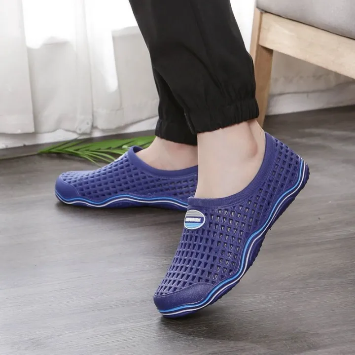 Hole%20Shoes%20Men's%20Summer%20Platform%20Beach%20Shoes%20Breathable%20Closed%20Toe%20Sandals%20Plastic%20Net%20Lovers%20Shoes%20Non-Slip%20Cover%20Closed-Toe%20Slippers%20-%20Image%205