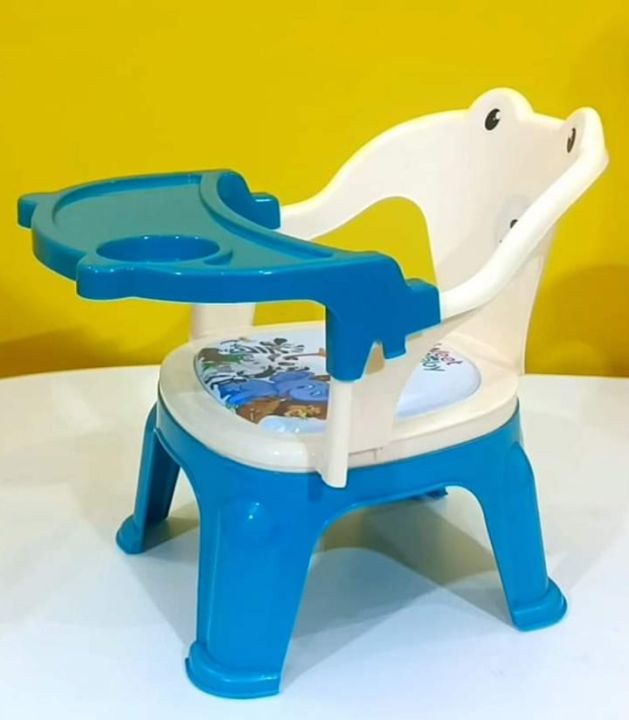 Baby%20Chair,%20with%20Tray%20Strong%20and%20Durable%20Plastic%20Chair%20for%20Kids/Plastic%20School%20Study%20Chair,Feeding%20Chair%20for%20Kids,%20Portable%20High%20Chair%20for%20Kids%20-%20Image%204