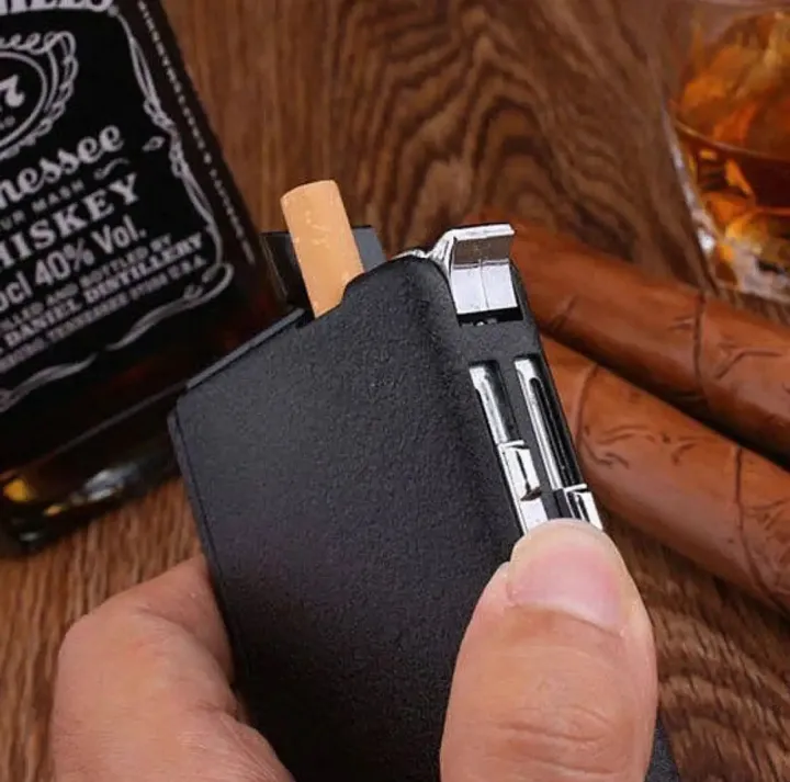 Old%20Model%20Cigarette%20Case%20with%20Gas%20Refillable%20Lighter%20-%20Image%203