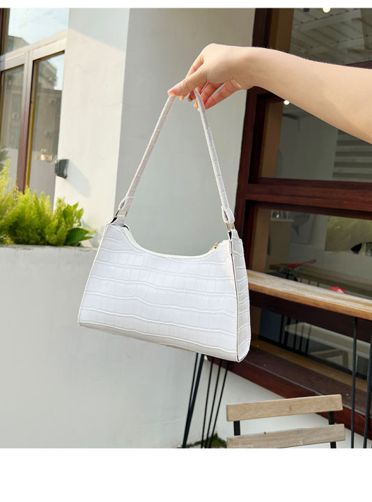Small%20Elegant%20Shoulder%20Underarm%20Bag%20for%20Women%20Fashion%20Design%20-%20Image%208