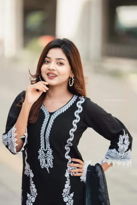 Cotton%20Unstitched%20Three-Piece%20Dress%20with%20Embroidery%20and%20Stone%20Detailing%20for%20Women%20-%20Image%202