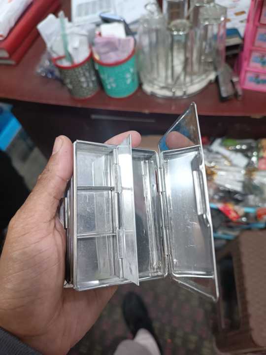 Paner%20Bata/%20Pan%20supari%20container,%20Ss%20pan%20cary%20box%20,%20poket%20pandan-3%20iches%20-%20Image%205