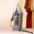 Philips HD1172 Lightweight Compact Classic Dry Iron. 