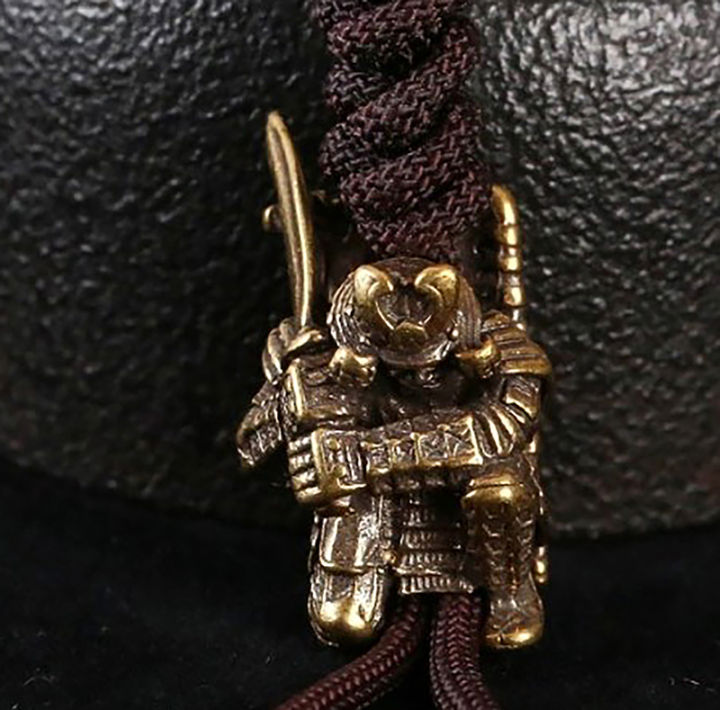 Japanese Broadsword Samurai EDC Knife Bead Brass Lanyard Pendant Outdoor Flashlight Woven Paracord