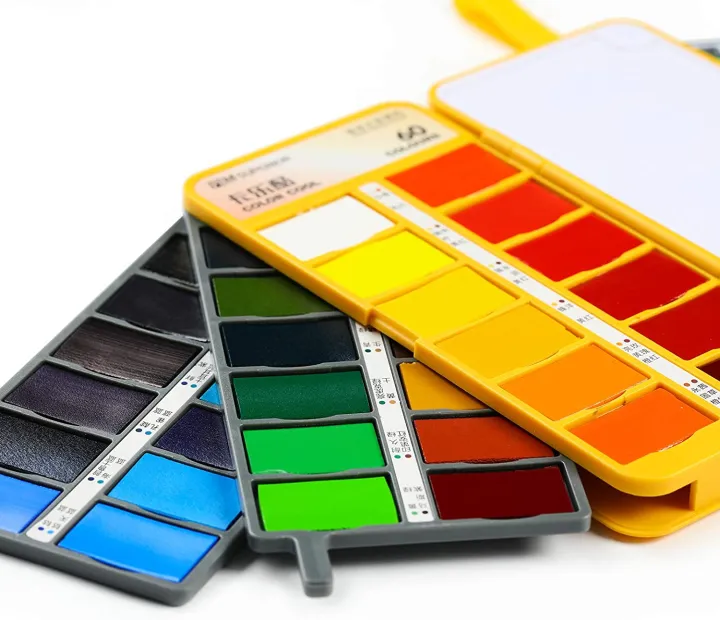 Superior%20Solid%20Watercolor%20Paint%20Set%2060%20Colors%20Portable%20Pearlescent%20and%20Macaron%20Shades%20-%20Image%204