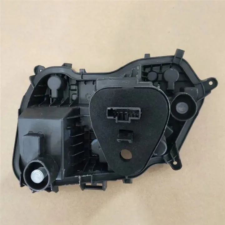 Rear%20Taillight%20Base%20Circuit%20Board%20Right%20for%20301%202017-2019%20Car%20Brake%20Tail%20Lamp%20Socket%20Holder%20Bulb%20Base%20No%20Bulb%20-%20Image%206