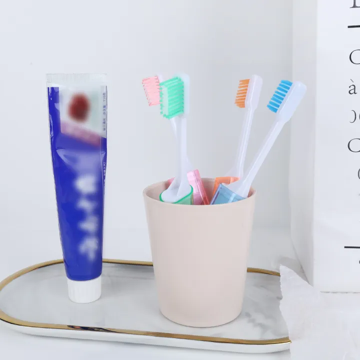 1/2Pcs%20For%20Travel%20Outdoor%20Dust-proof%20Toothbrush%20Soft%20Bristle%20Oral%20Cleaning%20Tools%20Travel%20Folding%20Toothbrush%20Portable%20-%20Image%204