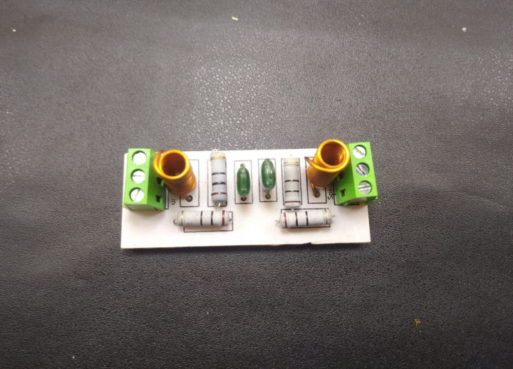 Zobel%20Network%20Circuit%20For%20Audio%20Amplifier.%20-%20Solar%20Panel%20-%20Image%204