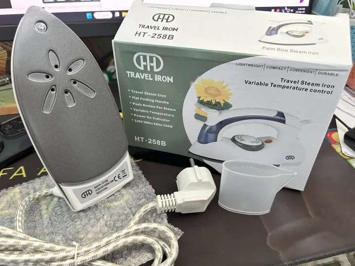 Portable%20Mini%20Electric%20Travel%20Steamer%20Iron%20HT-258B%20(Original%20same%20as%20video,%20so%20price%20high)%20-%20Image%205