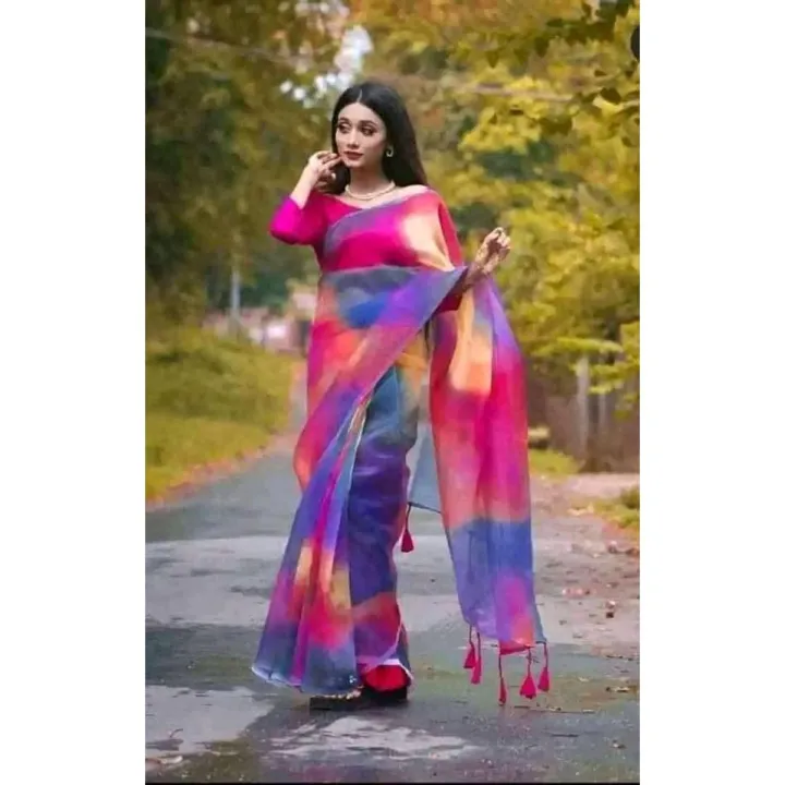 Exclusive%20Designer%20Hand%20Print%20Half%20Silk%20Saree%20for%20women%20-%20Image%202