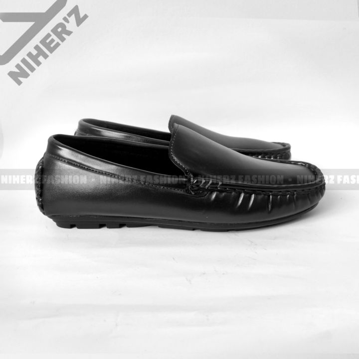 Premium%20Loffer%20For%20Men%20Travel%20Shoe%20Luxuriois%20Mocassin%20Design%20Loafer%20Black%20&%20Brown%20High%20Grade%20PU%20Pump%20Shoe%20Niher's%20Shop%20Special%202021%20For%20Men%20&%20%20(Socks%20Free)%20-%20Image%206
