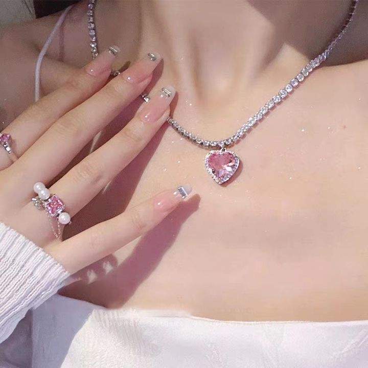 Pink Heart Pendant Necklace for Women Lovers Rhinestone Clavicle Chain Choker Female Cute Crystal Moonstone Jewelry Gifts