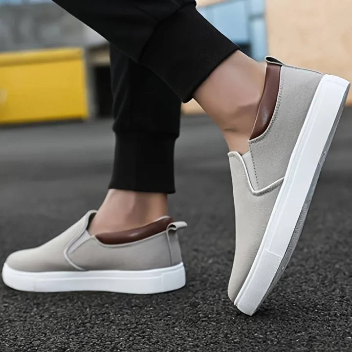 Trendy%20Grey%20Color%20Korean%20Canvas%20Sneakers%20Shoes%20for%20Men%20Slip%20On%20Casual%20Shoes%20-%20Image%204