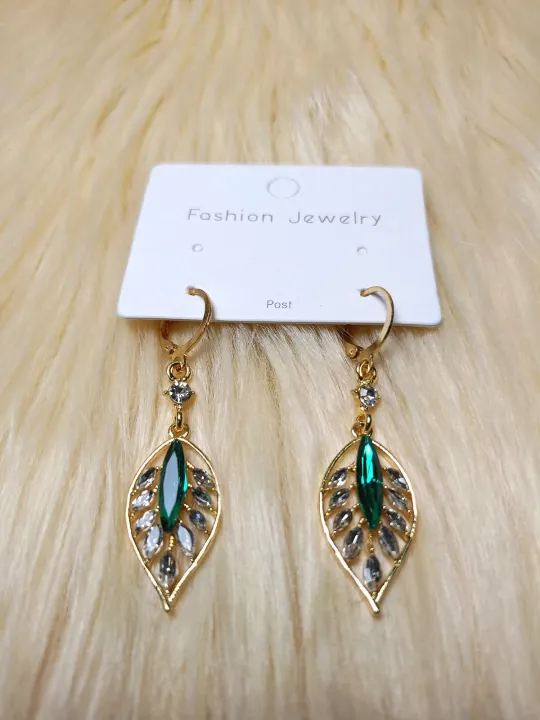 zircon%20green%20leaf%20earrings,%20women's%20light%20luxury,%20earrings%20-%20Image%202
