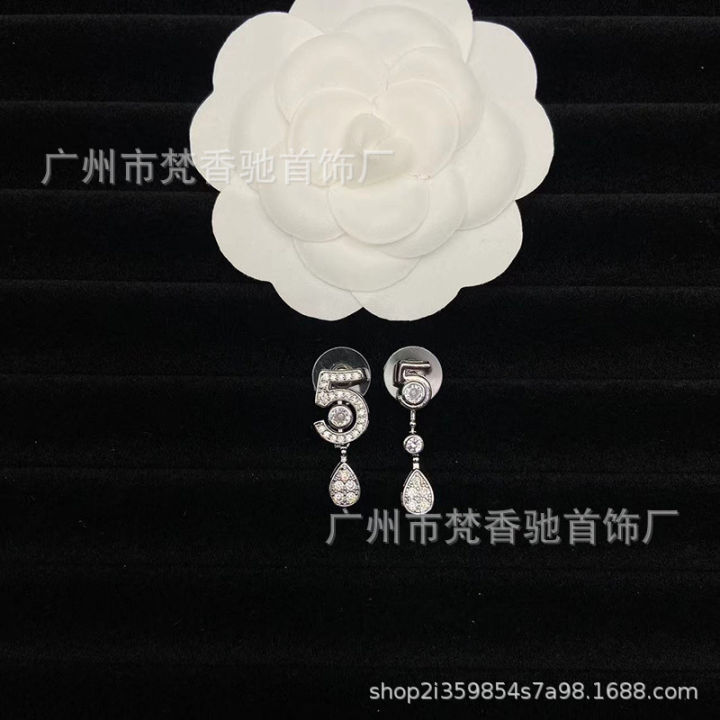Xiaoxiang's%20new%20double%20C%20earrings,%20Xiaoxiangfeng,%20European%20and%20American%20retro%20earrings,%20fragrant%20grandma's%20sense%20of%20luxury,%20collection%20of%20earrings,%20925%20silver%20needles%20-%20Image%207