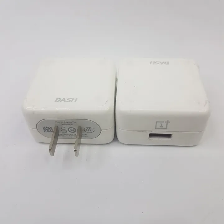 OnePlus%20Dash%2018W%20Charger%20Adapter%20without%20Cable%20-%20Image%205
