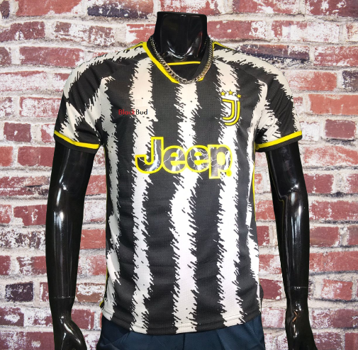 Juventus%20Home%20Jersey%2023/24%20Season%20Premium%20Quality%20Short%20Sleeves%20Football%20Jersey%20-%20Image%203