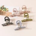 Simple Female Pearl Crystal Hair Clip Retro Ladies Ponytail Braid Shark Grab Clip Girls Elegant Exquisite Hair Accessories.