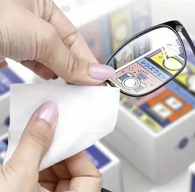 Lens%20Wipes%20Glasses%20mobile%20phone%20screen%20lens%20cleaning(100%20pcs)%20-%20Image%204