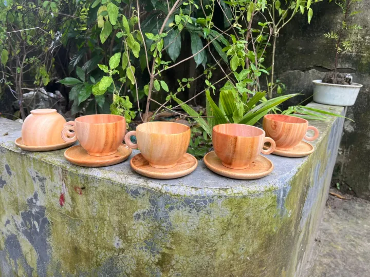 Customized%20Handmade%20Mahogany%20Wooden%20Cup%20-%20Unique%20and%20Personalized%20Gift%20for%20Your%20Loved%20Ones%20-%20Wooden%20Cup%20-%20Image%202