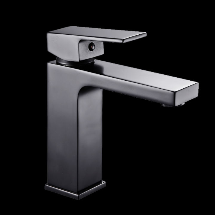 Sanitary%20Wares%20Chrome%20Surface%20Single%20Handle%20Basin%20mixer%20Bathroom%20Face%20Basin%20Sink%20Water%20Body%20Faucet%20Tap%20Taps%20Mixer%20-%20Image%203