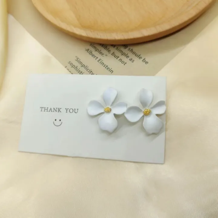 Korean%20Beauty%20Petal%20Flower%20Earrings%20Pearl%20Fashion%20Girl%20Ins%20New%20-%20Image%204