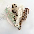 【DM bag factory Store】Style High Quality One-stop High Quality Thickness Resin Hair Comb. 