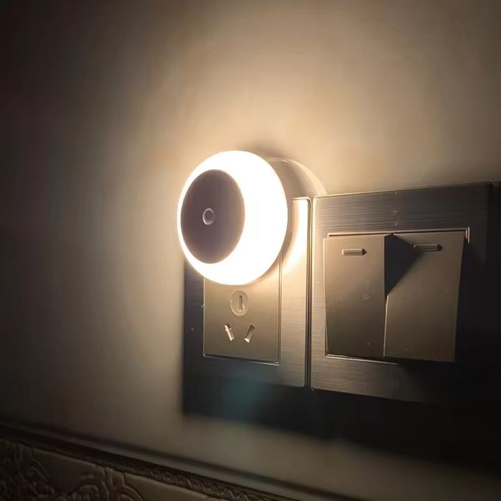 Smart%20Auto%20On/Off%20Sensor%20Nightlight%20Round%20EU%20Plug%20in%20Wall%20Night%20Lamp%20Bathroom%20Home%20Kitchen%20Hallway%20Staireway%20Bedroom%20Nightlight%20-%20Image%208