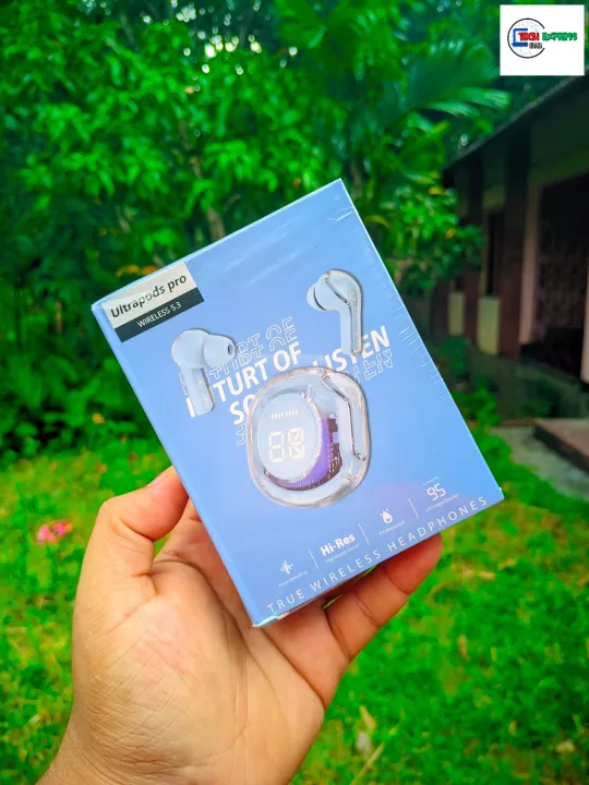 Ultrapod%20Pro%20True%20Wireless%20Earbuds%20with%20Display%20Transparent%20Design,%20Bluetooth%205.3%20Waterproof%20-%20Image%207