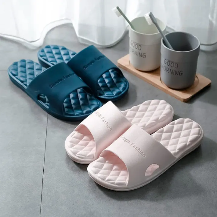 Bathroom%20Shower%20Slippers%20For%20Women%20Men%20Summer%20Soft%20Sole%20High%20Quality%20Beach%20Casual%20Shoes%20Female%20Indoor%20Home%20House%20Pool%20Slippers%20-%20Image%205