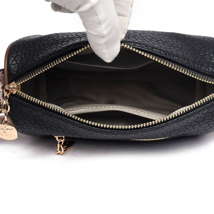 MUSHIDAISHU%20Affordable%20Luxury%20Fashion%20Shoulder%20Bag%20Pillow%20Bag%20Large%20Capacity%20Women's%20Bag%20Crossbody%20Bag%20-%20Image%203