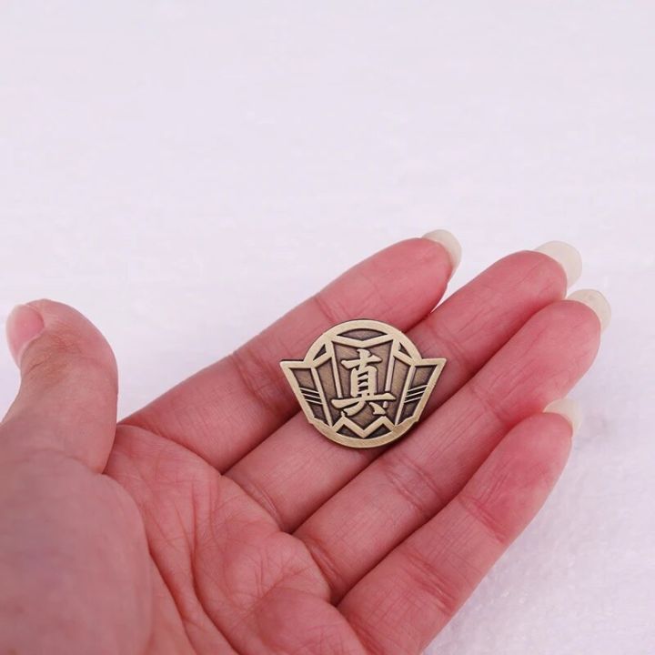 Tojo%20Clan%20Majima%20Family%20badge%20vintage%20brooch%20Japanese%20game%20Yakuza%20enamel%20pin%20jewelry%20-%20Image%204