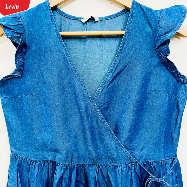 Women's%20Ruffle%20Sleeve%20Crrossover%20Denim%20Tops%20From%20Levin%20-%20Image%206