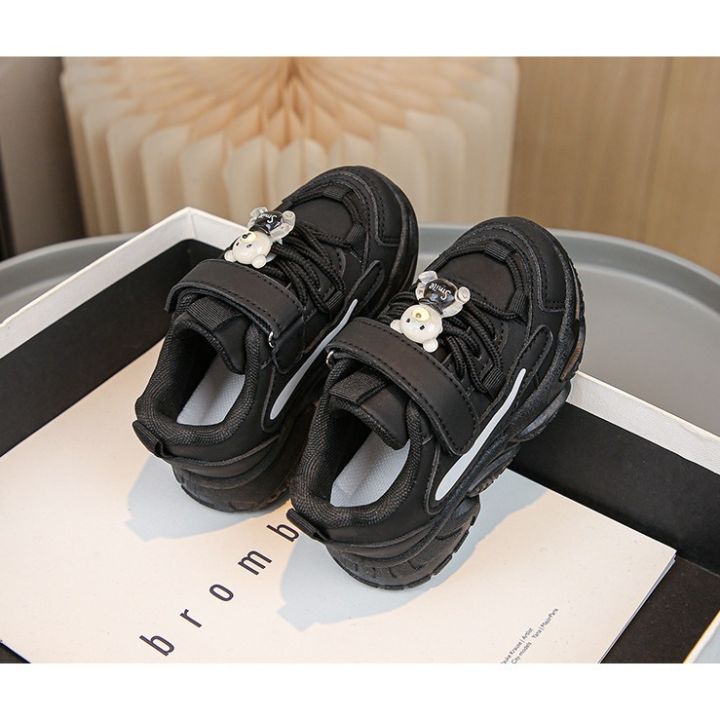 Men's%20and%20women's%20single%20shoes,%20sneakers,%202023%20autumn%20children's%20leather,%20casual%20soft%20soles,%20boys'%20dad%20shoes,%20fashion%20baby%20children's%20shoes%20-%20Image%204