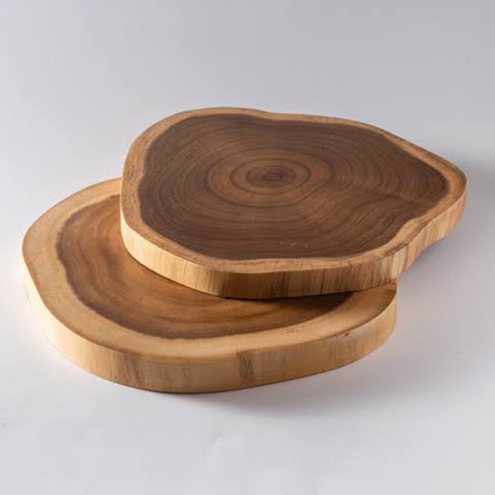 Stylish Wooden Slice Chopping Board - Add Style To Your Kitchen With This Elegant Wooden Chopping Board