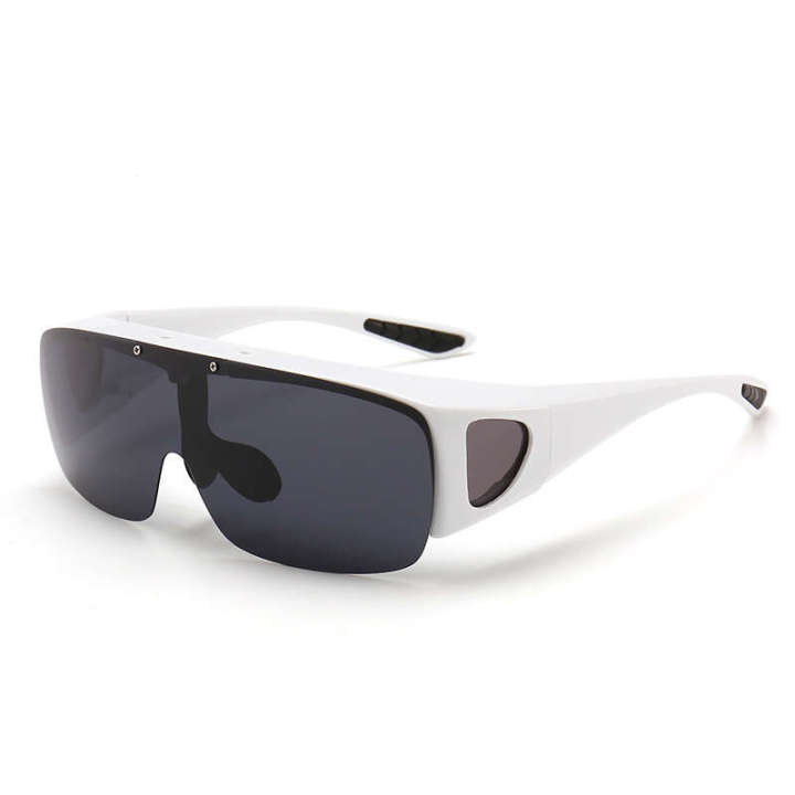 Myopia%20sunglasses,%20men's%20color%20changing,%20polarized,%20fashionable%20cycling%20glasses,%20foldable,%20dual-purpose%20driving%20night%20vision%20goggles%20-%20Image%205