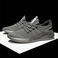 Fujeak Men Running Shoes 2022 Comfortable Sport Shoes Women Trend Light Walking Shoes Tennis Sneakers Breathable Zapatillas.
