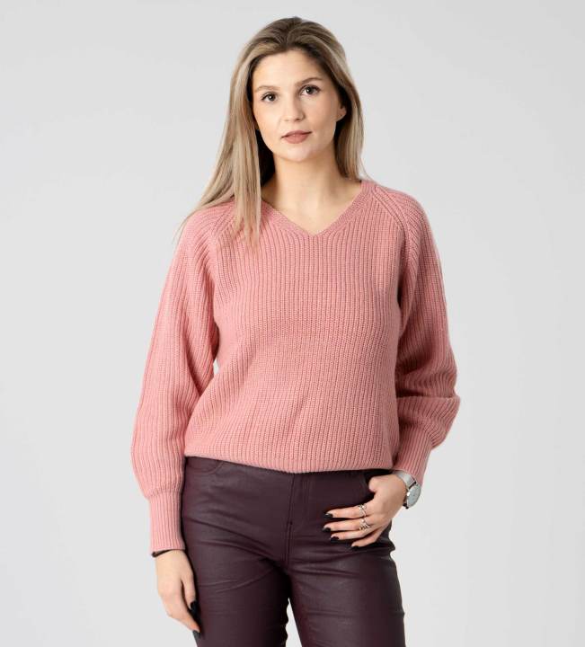Pantoneclo%20Premium%20Women's%20V-Neck%20Sweater%20/%20Cardigan%20-%20Image%204