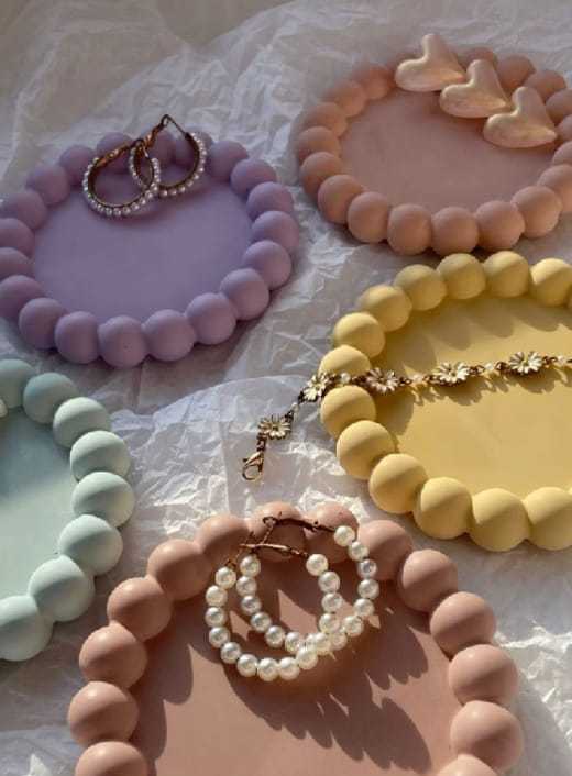 01 pcs Colourful Gypsum Round tray for home decor