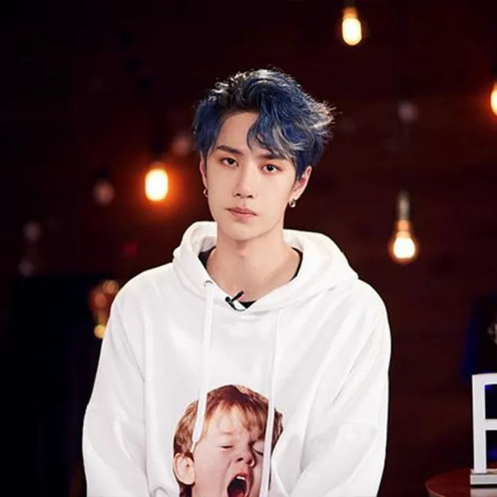 Wang%20Yibo%20Xiao%20Zhan%20Style%20Derivative%20Hoodie%20Men%20and%20Women%20Loose%20Couple%20Clothes%20Korean%20Hoodie%20Top%20Fashionable%20Coatins%20-%20Image%207