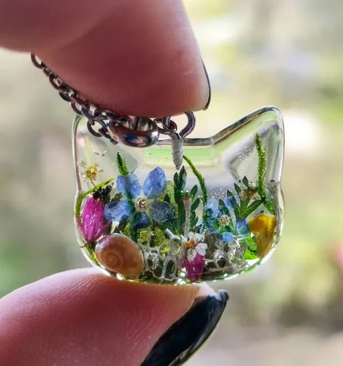 Crystal%20clear%20Epoxy%20Resin%20with%20Hardener%20ratio%20-%202:1%20(200%20gram)%20-%20Image%204