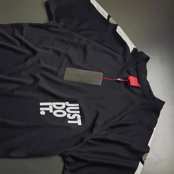 Stylish%20Combo%20SET%20-%20T-Shirt%20And%20Trouser%20for%20Men%20-%20Soft%20fabric%20and%20comfortable%20-%20Image%203