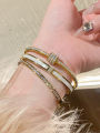 Stainless steel bracelet for women.